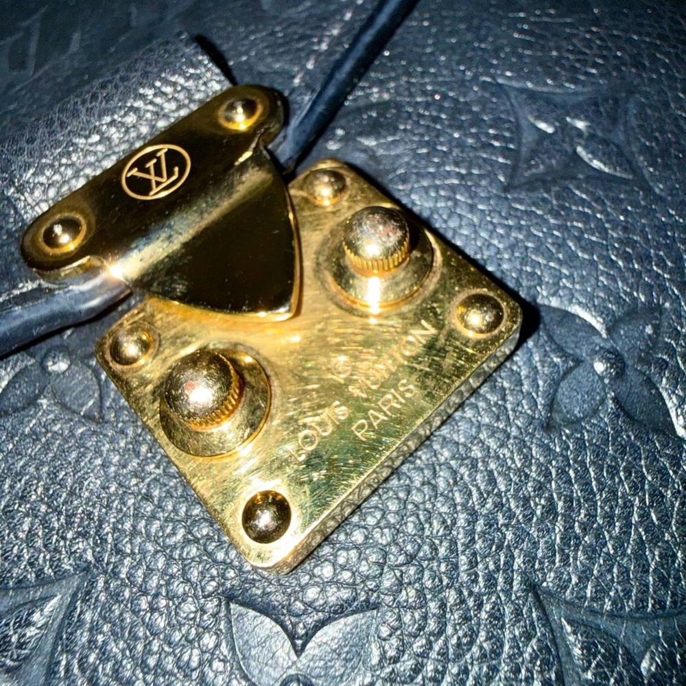 Louis Vuitton Black Pochette Metis Leather Monogram Bag - Picture 7 of 7